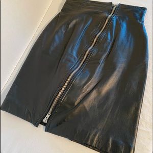 Genuine leather skirt